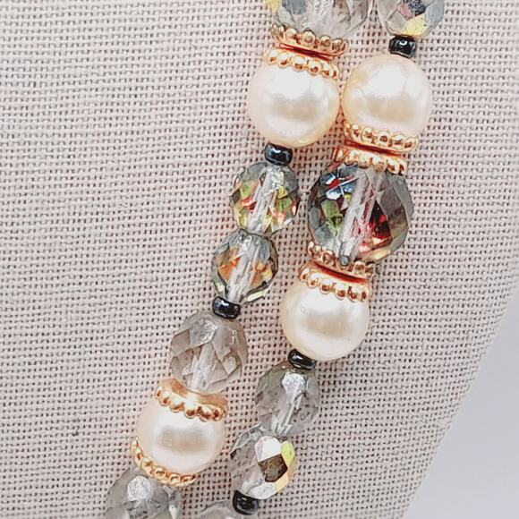 Czech Fire Polished Glass & Faux Pearl Two Strand Necklace 22 Inch Gold Tone - Picture 6 of 12